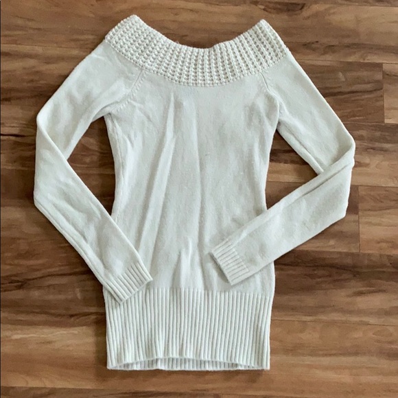 Wet Seal Tops - Wet Seal white/Ivory cozy woman’s sweater